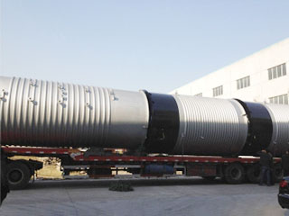 內(nèi)，外冷卻罐